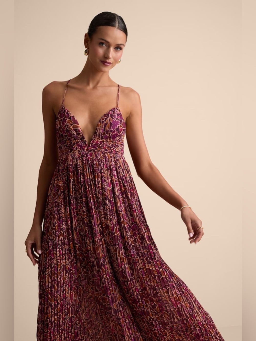 LULU’S KIT PLUM MULTI FLORAL PLEATED LACE UP MAXI DRESS - Picture 4 of 16